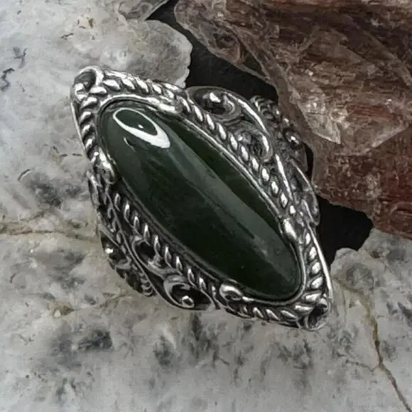 Carolyn Pollack Sterling Silver Elongated Oval Dark Green Chalcedony Ring - Picture 1 of 10